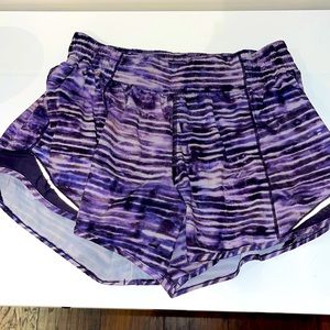 Size 8 lulu hotty hot